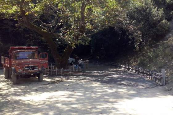 Παρεμβάσεις σε Στράτου Μακρυνεία Αράκυνθο