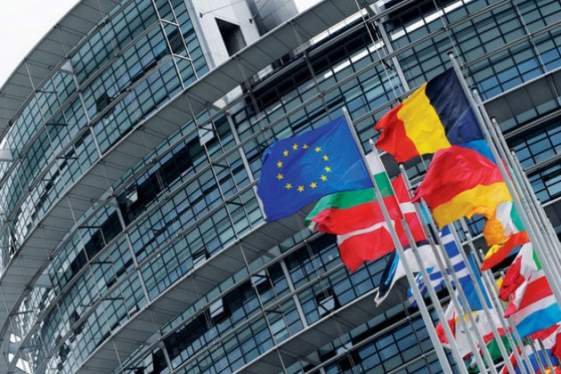 Πιέσεις για «bail in» εντός του 2015