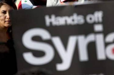 Οι Βρετανοί διαδηλώνουν κατά των αεροπορικών επιδρομών στη Συρία