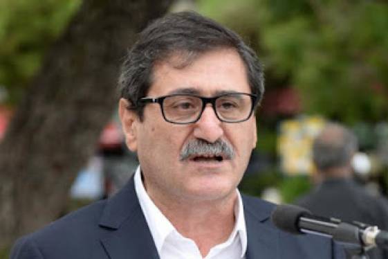 Η κυβέρνηση προωθεί ευρωπαϊκό πρόγραμμα που εξισώνει ναζισμό και κομμουνισμό….Ο Πελετίδης το επέστρεψε!