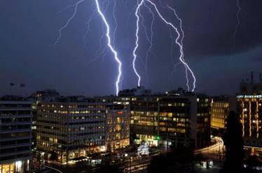 Forbes: Το μαρτύριο της Ελλάδας δεν έχει τέλος