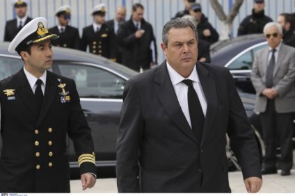 Καμμένος: Θεωρώ δεδομένο ότι θα κλείσουν τα σύνορα- Πρότεινα πλωτά…