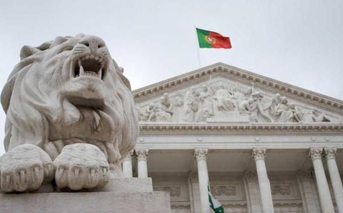 Θέμα επαναδιαπραγμάτευσης του χρέους θέτει το Κομμουνιστικό Κόμμα Πορτογαλίας