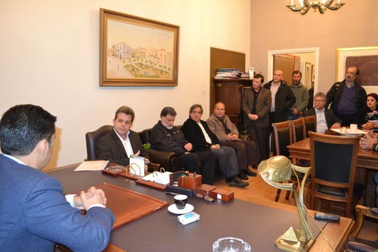 Επίσκεψη Συναδινού στο Αγρίνιο