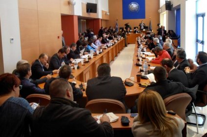 Απ. Κατσιφάρας: Σύνθετη και δύσκολη η διαχείριση του προσφυγικού ζητήματος