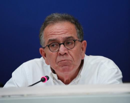 Μουζάλας: 850.000 πρόσφυγες έχουν περάσει από την Ελλάδα και στην κοινωνία κανείς δεν πήρε είδηση