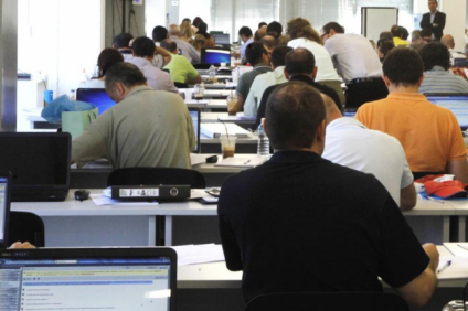 ‘Εξι στους δέκα εργαζόμενους με ευέλικτη μορφή απασχόλησης
