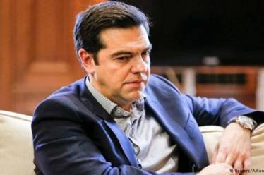 Κυβέρνηση πιασμένη στην πένσα