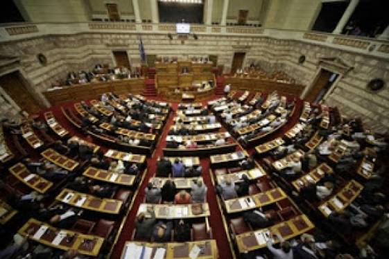 ΑΒΑΣΤΑΚΤΗ, ΣΤΑ ΧΝΑΡΙΑ ΤΣΙΠΡΑ, Η ΑΠΛΗΣΤΙΑ ΜΗΤΣΟΤΑΚΗ ΓΙΑ ΤΗΝ ΕΞΟΥΣΙΑ