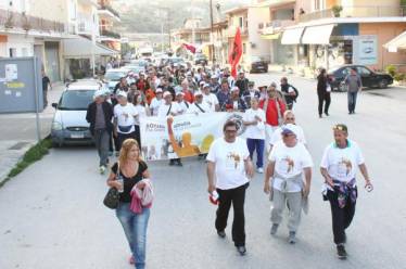 ΠΟΡΕΙΑ ΠΑΤΡΑ – ΑΘΗΝΑ ΓΙΑ ΤΗΝ ΑΝΕΡΓΙΑ. Στην Ακράτα διανυκτερεύουν…