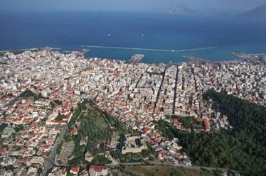 Από τους κόκκινους δημάρχους του παρελθόντος στον Κώστα Πελετίδη