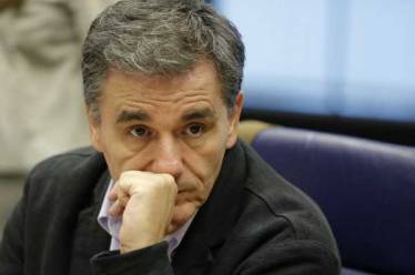 Στα όρια του ο Τσακαλώτος – Σκέψη παραίτησης