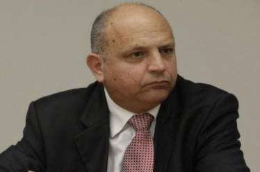 Παραίτηση Ρουμπάνη από το ΔΣ του ΑΠΕ για το ασφαλιστικό