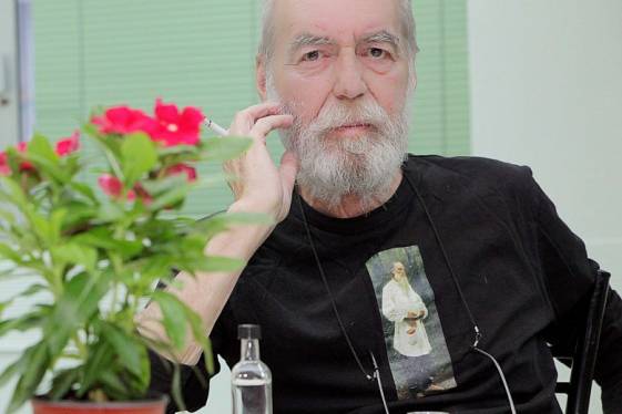 Η μόνιμη λογοκρισία του Πρετεντέρη -του Περικλή Κοροβέση