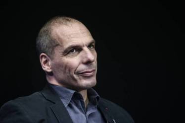 Βαρουφάκης προς Τσίπρα: Επιδιώκουν τη συντριβή της χώρας Τόμσεν και…