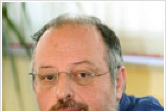 ΚΩΣΤΑΣ ΗΣΥΧΟΣ ΣΤΗΝ “ΕΦ.ΣΥΝ.”: «Η ΚΡΙΤΙΚΗ ΜΑΣ ΠΡΟΣ ΤΟΝ ΣΥΡΙΖΑ ΕΙΝΑΙ ΑΥΣΤΗΡΑ ΠΟΛΙΤΙΚΗ»