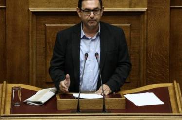 Μαντάς: Ήττα της κυβέρνησης η κατάργηση του ΕΚΑΣ