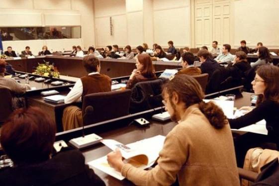 Eurostat: Ένας στους τέσσερις νέους στην Ελλάδα χωρίς απασχόληση, εκπαίδευση και κατάρτιση