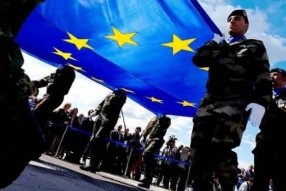 Η Βρετανία βάζει «βέτο» στη δημιουργία του Ευρωστρατού