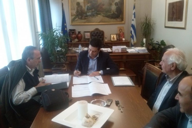 Υπογράφτηκε από το Δήμαρχο Αγρινίου η σύμβαση για τη διαχειριστική μελέτη του Πάρκου.