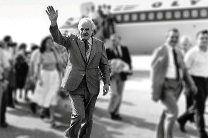 Χ. Φλωράκης: Από τον καπετάν Γιώτη στο … Νέστορα της…
