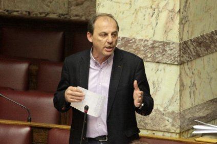 Βουλευτής ΣΥΡΙΖΑ για Πολύδωρα: Μας ξεφτιλίζετε