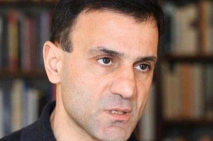 Κ. Λαπαβίτσας – Ελλάδα: «συμπιεσμένο ελατήριο» ή βυθισμένη στη στασιμότητα;