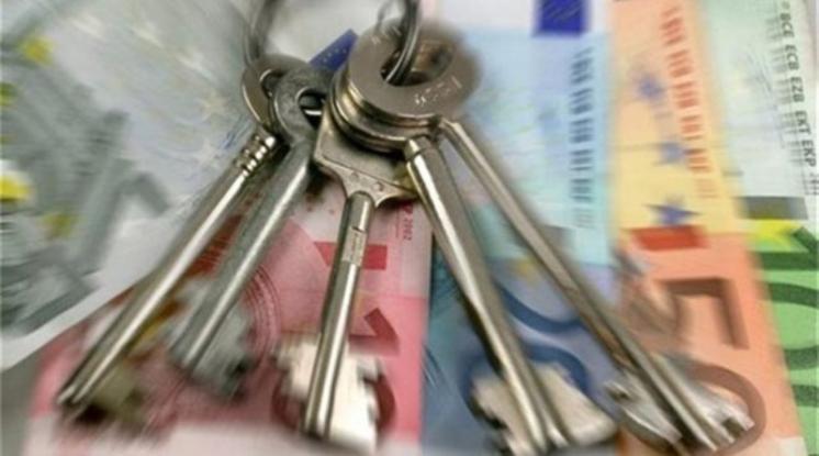 Ηλεκτρονικούς πλειστηριασμούς θέλουν τρόικα και τράπεζες