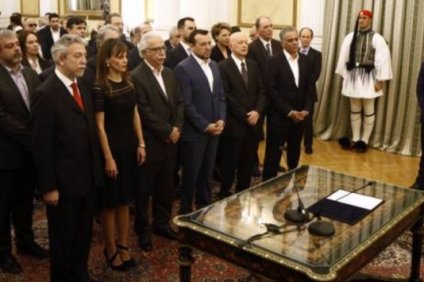 Στρίβειν δια του… ανασχηματισμού