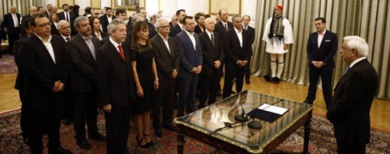Στρίβειν δια του… ανασχηματισμού