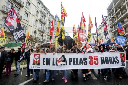 Λισαβόνα: Στους δρόμους οι δημόσιοι υπάλληλοι Το πορτογαλικό «θαύμα» δεν…