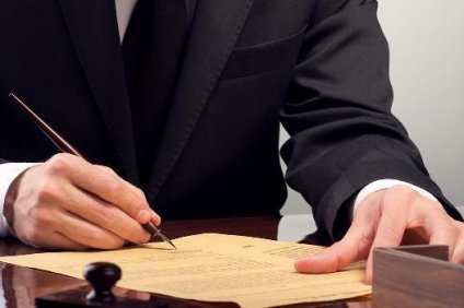 Νέα αποχή των συμβολαιογράφων από τους πλειστηριασμούς