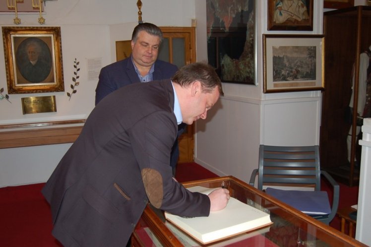 Συνάντηση Καραπάνου με  Καραμανλή