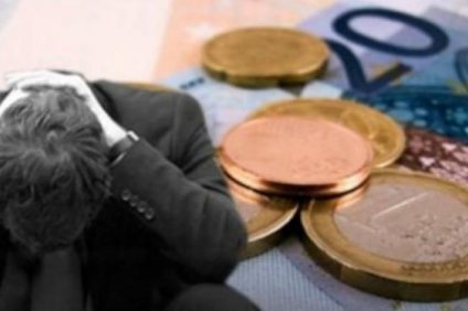 DW: Ζοφερό το 2017 για την Ελλάδα – «Μετατίθεται συνεχώς…