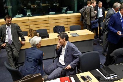 Το (ψευτο)δίλημμα του Eurogoup με το ΔΝΤ