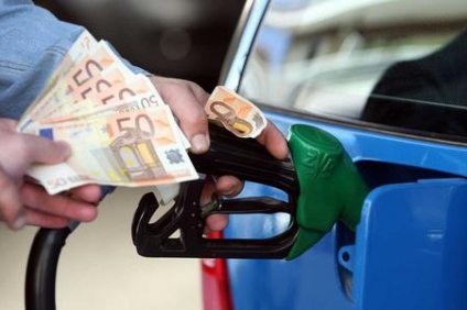 Μείον 506 ευρώ το χρόνο στα πορτοφόλια μας από τη…