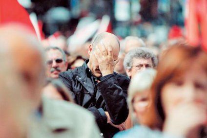 H ανεργία μειώθηκε, οι άνεργοι καθόλου…