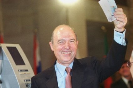 ΠΑΣΟΚ σώσε μας: Ο μέγας εκσυγχρονιστής δηλώνει ότι μπορούσαμε να…