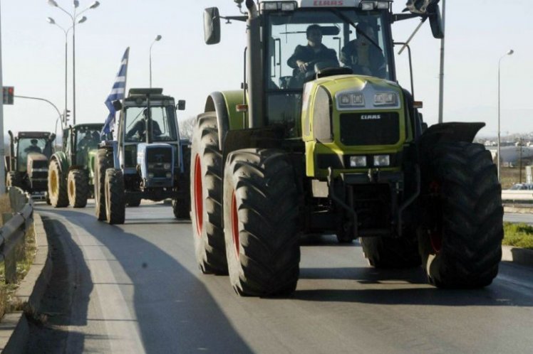 Αγρότες ετοιμάζουν μπλόκα σε χωριά της Λάρισας τη Δευτέρα