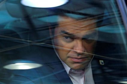 Αποδοκίμασαν τον Τσίπρα στην παράσταση για τη ζωή του Ν.…