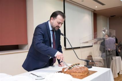 Η κοπή της πρωτοχρονιάτικης πίτας του Π.Τ.Α. του ΤΕΕ