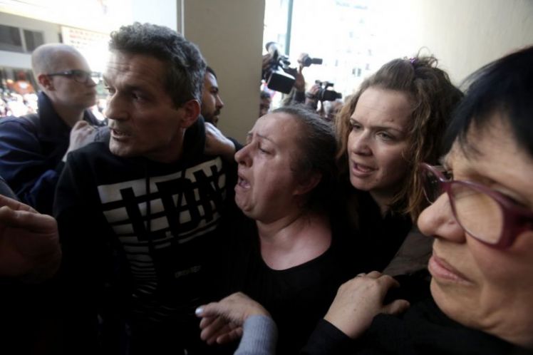 «Χρειάζεται βρεγμένη σανίδα»