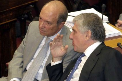 Γιατί οι εκσυγχρονιστές του ΠΑΣΟΚ μπήκαν στο στόχαστρο του Μαξίμου