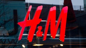 Απέσυρε η H&M τις νέες συμβάσεις! Πρώτη σημαντική επιτυχία των…