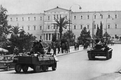 Το υπερήλικο ψαράκι της γυάλας