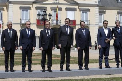 Και οι εφτά είναι ξεδιάντροποι: Χειροκροτούν οι ψευτο-ηγέτες του ευρωπαϊκού…