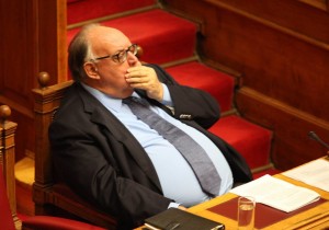 Ο χυδαίος ανθρωπάκος και ο Μπελογιάννης