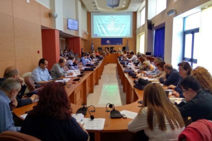 Κατσιφάρας: Να κρατήσουμε τα παιδιά μας στην Περιφέρεια