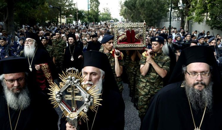 Για ένα λείψανο αδειανό… για μια Ελένη