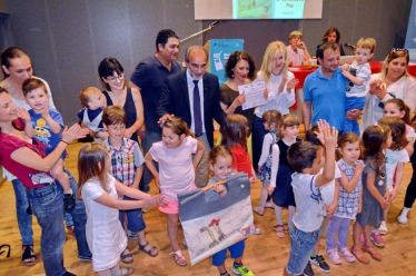 Το οικολογικό μήνυμα των μαθητών στις ανακυκλώσιμες τσάντες